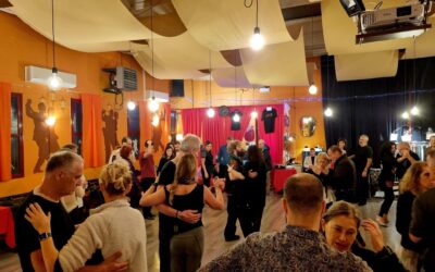 Insegnare tango ai principianti: fondamentali, tempo e responsabilità